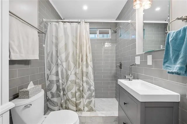 $4,495 | 486 Lakeshore Drive Northeast, Atlanta, GA 30307