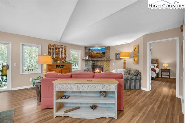 $559,900 | 116 Shanty Ridge Lane, Unit B, Banner Elk, NC 28604