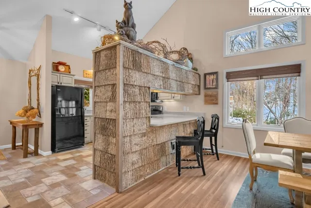 $559,900 | 116 Shanty Ridge Lane, Unit B, Banner Elk, NC 28604