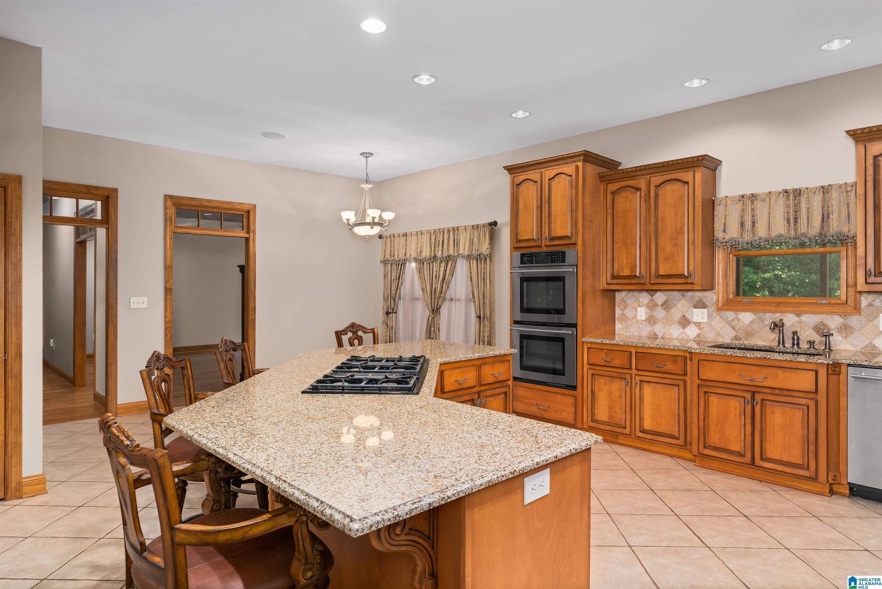 75 Ridgewood Drive Trussville, AL 35173 - Photo 11 of 49