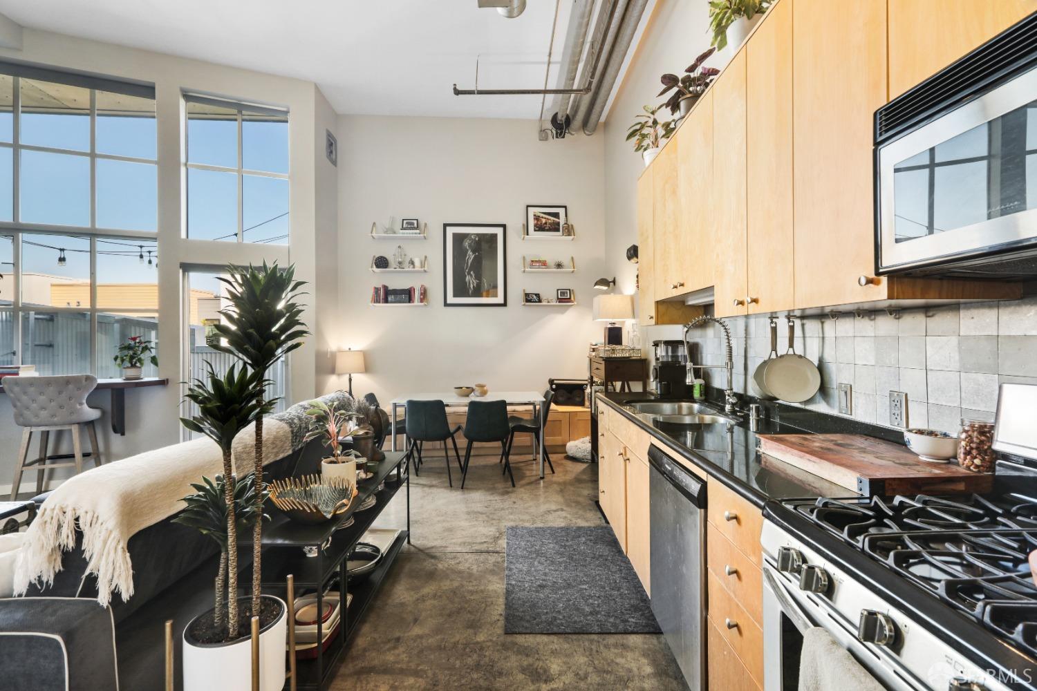 60 Rausch Street, Unit 303 San Francisco, CA 94103 - Photo 11 of 39 a kitchen with lots of counter top space