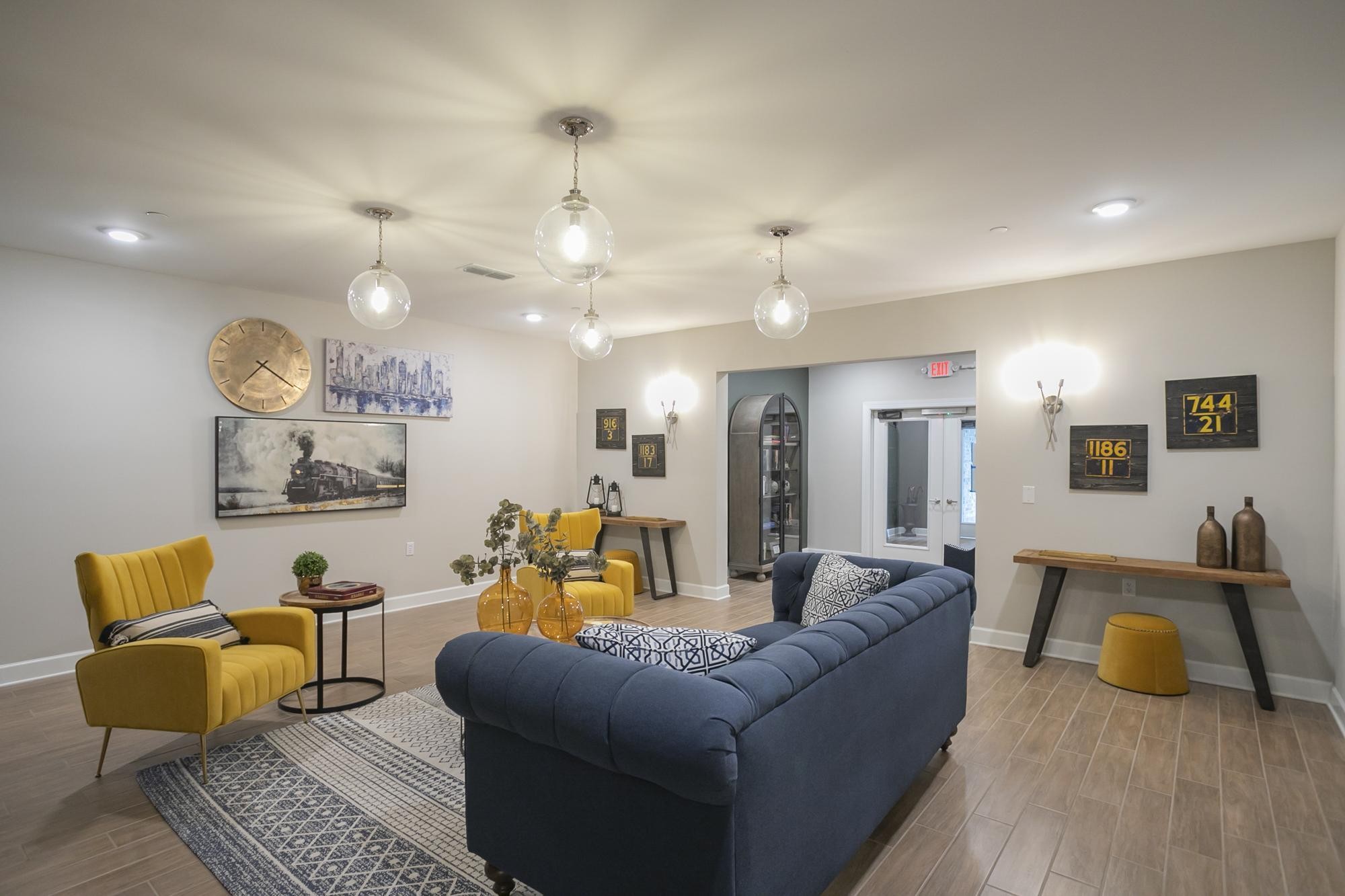 141 Saundersville Road, Unit 1402 Hendersonville, TN 37075 - Photo 45 of 60 a living room with furniture and wooden floor