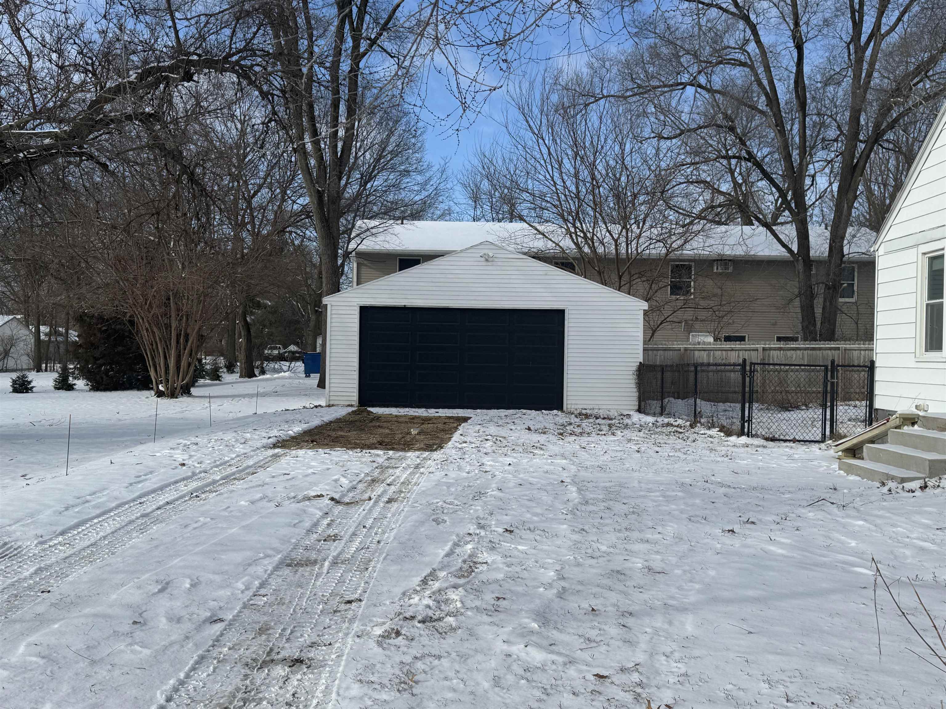 216 South Washington Street Byron, IL 61010 - Photo 3 of 14