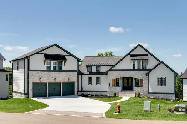 $1,750,000 | 959 Fanning Bend Drive, Winchester, TN 37398