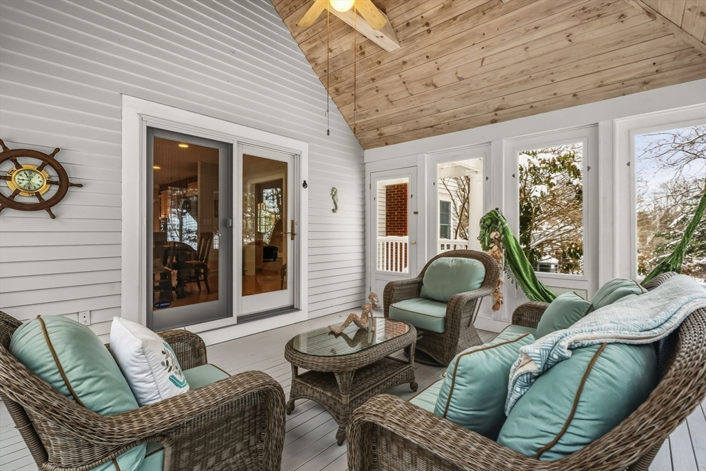 7 Windham Lane Beverly, MA 01915 - Photo 20 of 41