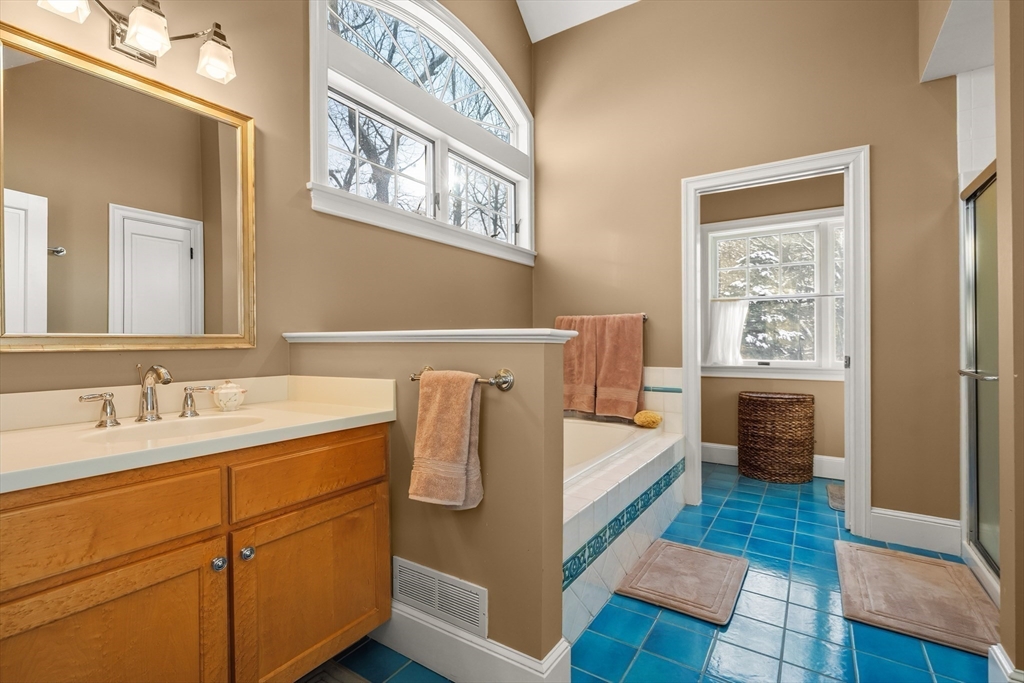 7 Windham Lane Beverly, MA 01915 - Photo 26 of 41