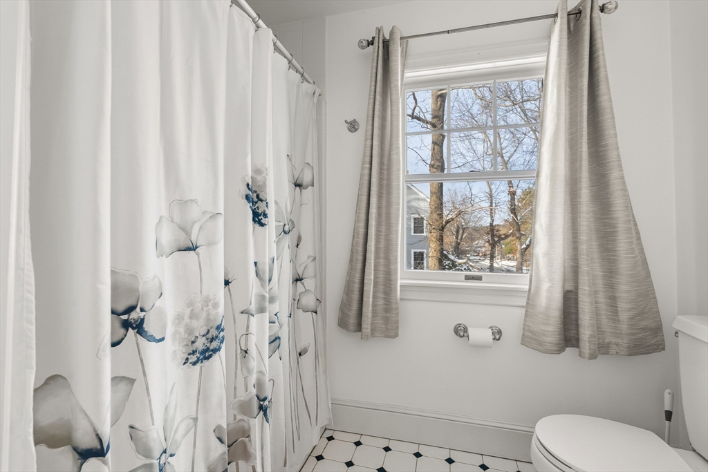 7 Windham Lane Beverly, MA 01915 - Photo 30 of 41