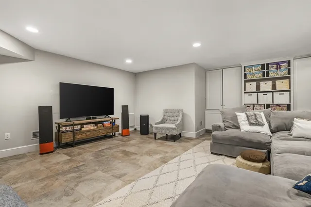 $1,630,000 | 7 Windham Lane, Beverly, MA 01915