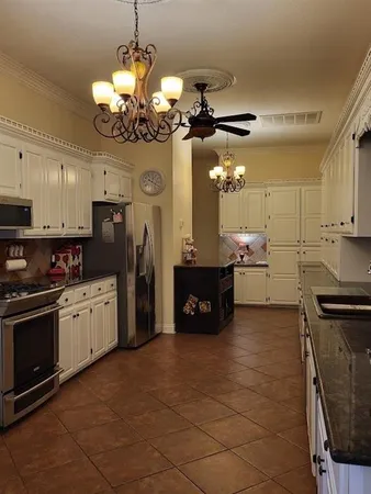 $550,000 | 6900 Shadow Lane, Lake Charles, LA 70605