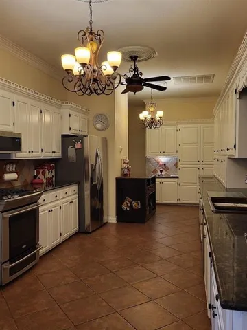 $599,000 | 6900 Shadow Lane, Lake Charles, LA 70605