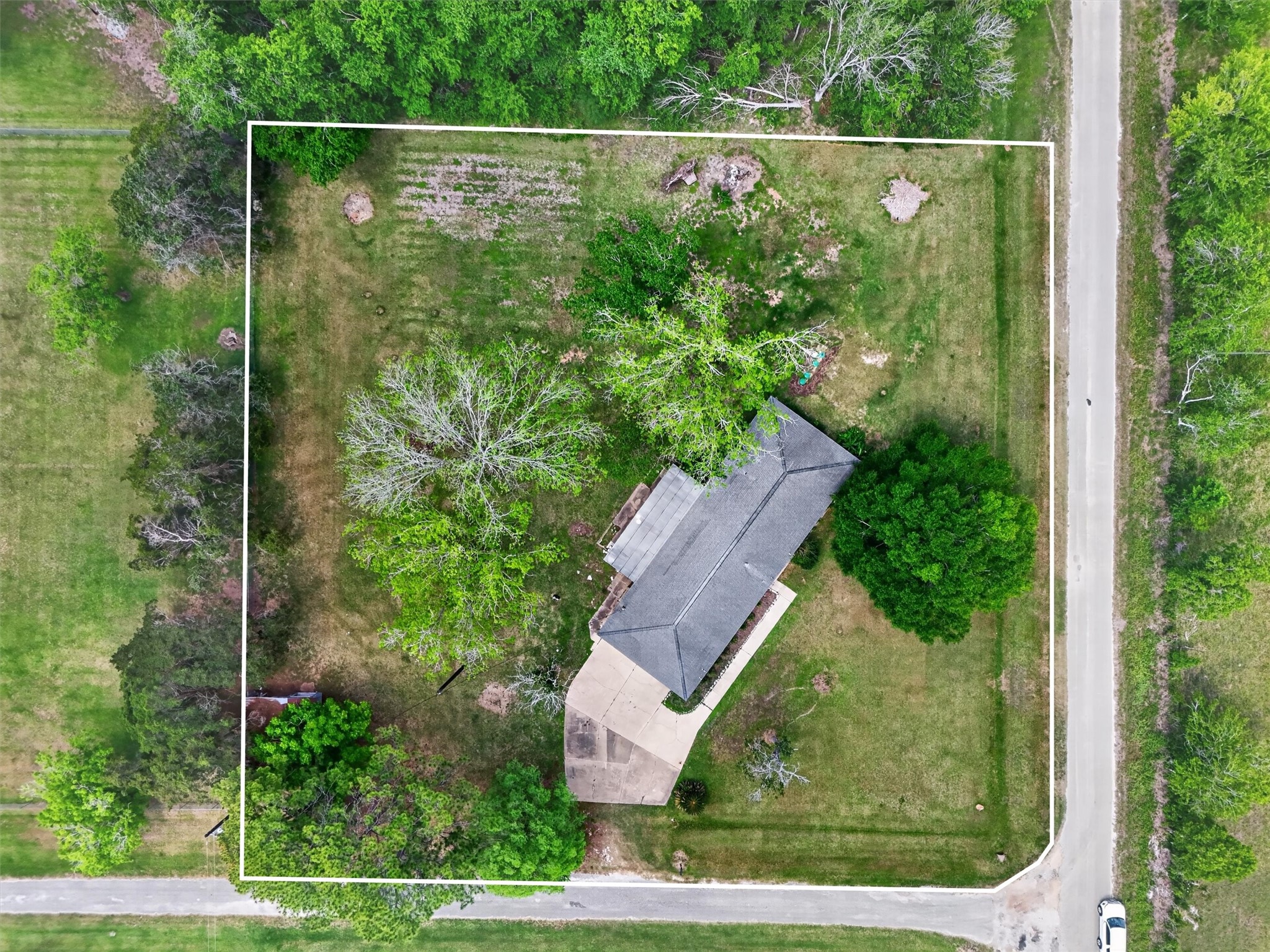 379 Hale Road Bay City, TX 77414 - Photo 27 of 28 a view of a yard