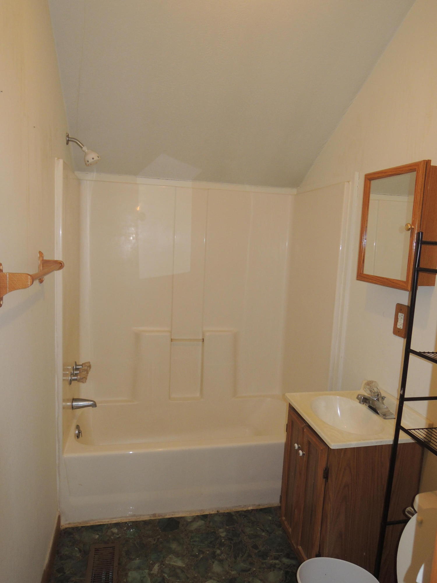 4534 Doubletop Road Jamestown, TN 38556 - Photo 12 of 34 Allen 012