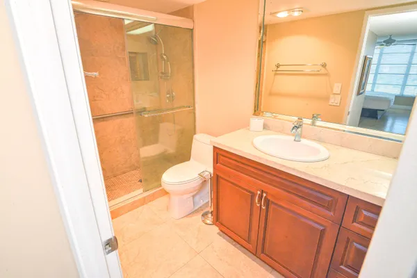 $1,850 | 2661 South Course Drive, Unit 707, Pompano Beach, FL 33069