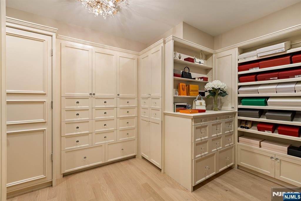 23 Hunter Ridge Woodcliff Lake, NJ 07677 - Photo 28 of 49