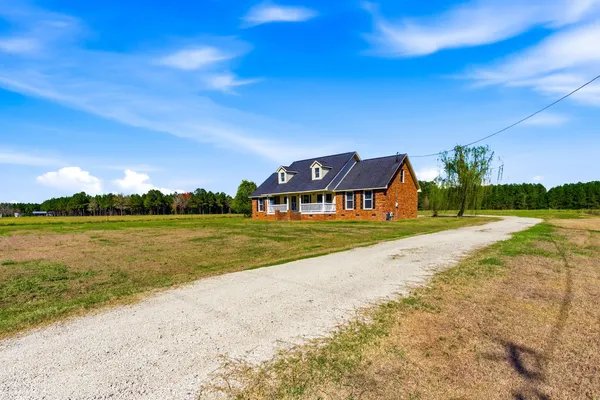 $429,000 | 2851 Highway 984, Galivants Ferry, SC 29544