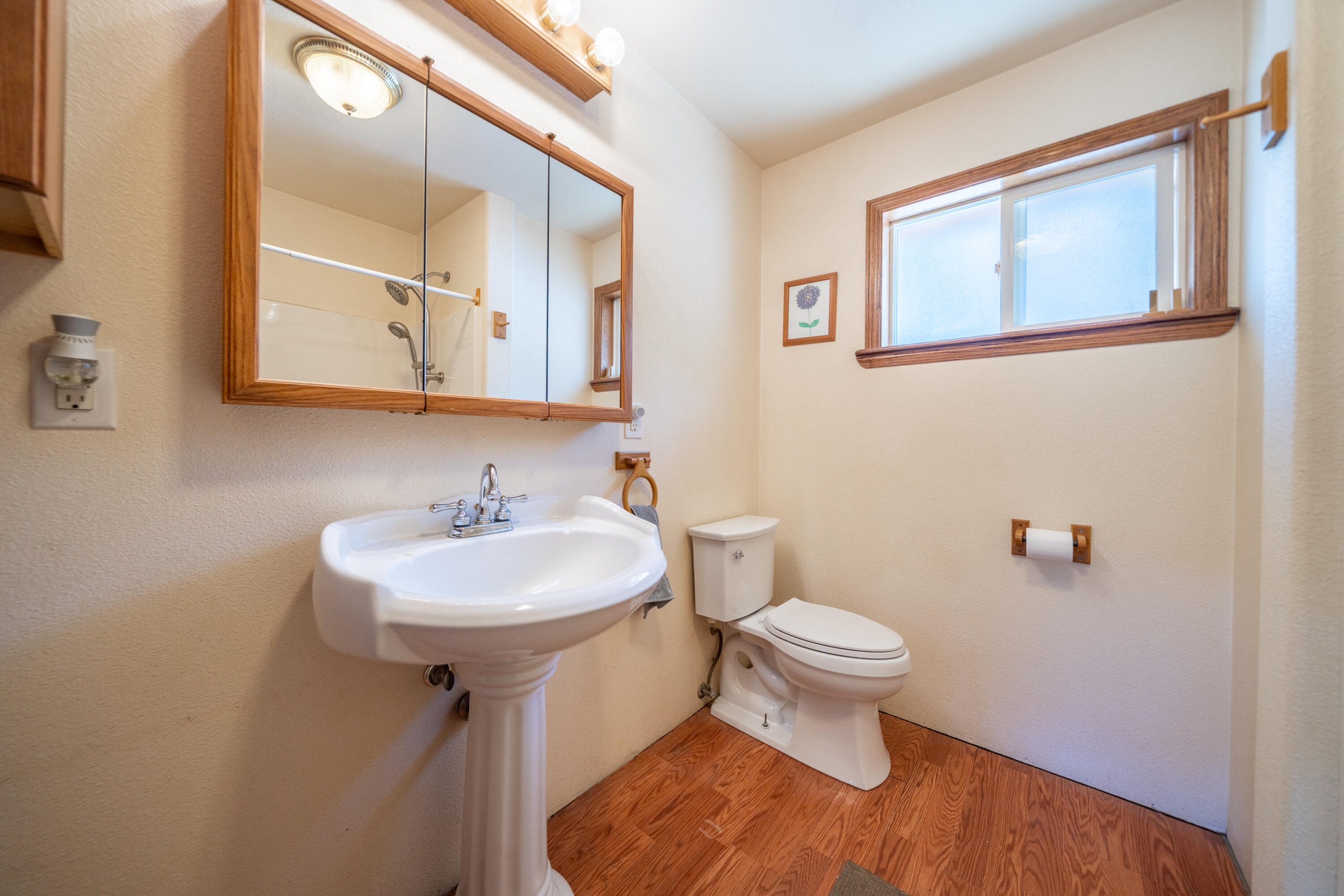 14493 Aloha Road Bella Vista, CA 96008 - Photo 21 of 117 14493 Aloha Rd-24