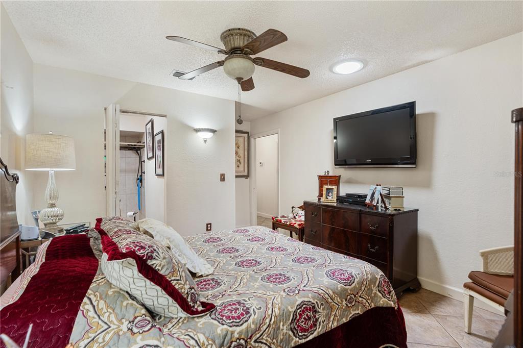 11609 Bayonet Lane New Port Richey, FL 34654 - Photo 11 of 33