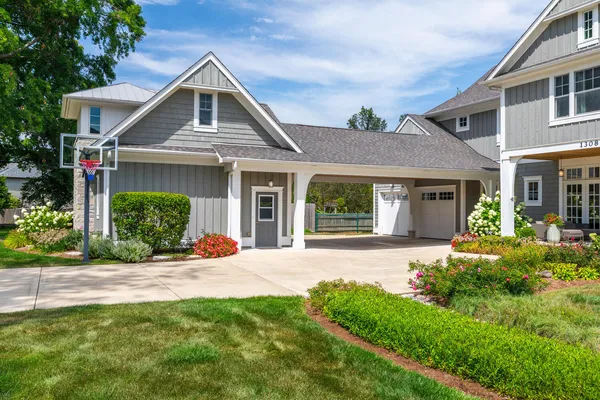 $2,490,000 | 1308 North Wright Street, Naperville, IL 60563