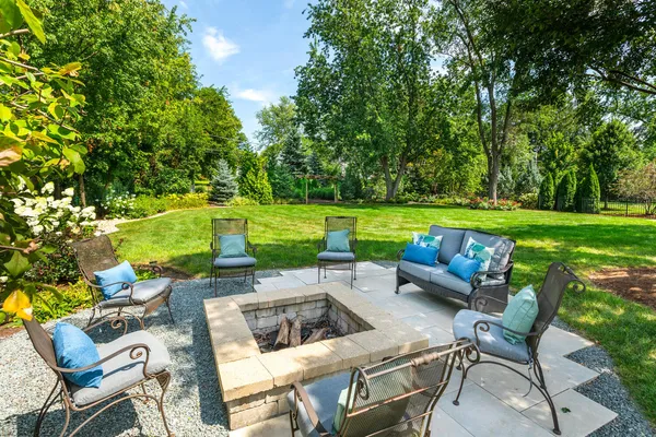 $2,490,000 | 1308 North Wright Street, Naperville, IL 60563