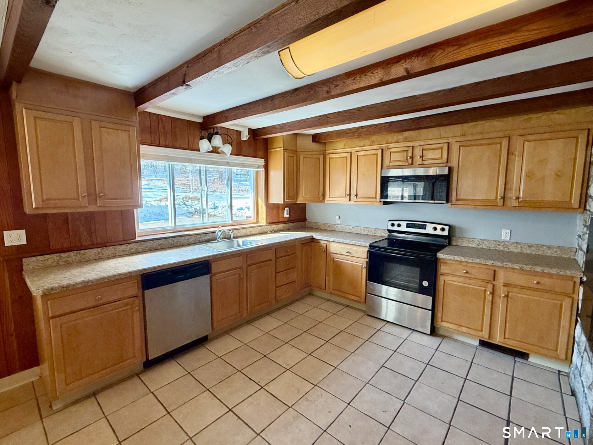 25 Plymouth Road Harwinton, CT 06791 - Photo 2 of 32