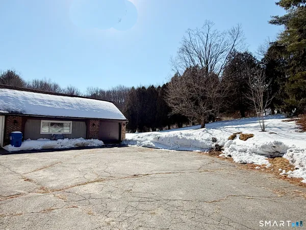 $3,800 | 25 Plymouth Road, Harwinton, CT 06791