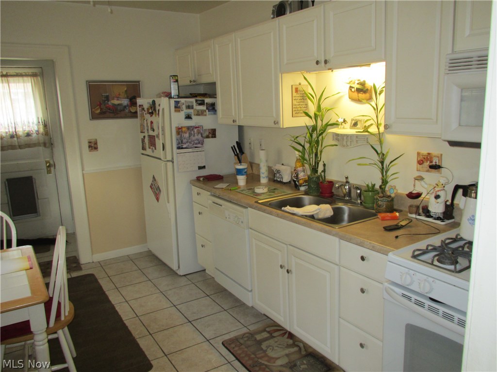 16004 West Park Road Cleveland, OH 44111 - Photo 8 of 31 Gallery Image 8