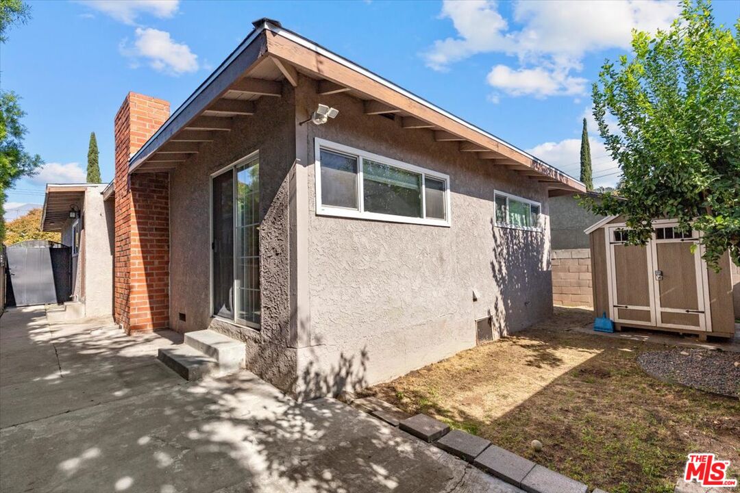 262 MacDonald Street Pasadena, CA 91103 - Photo 26 of 26 a front view of a house with a yard