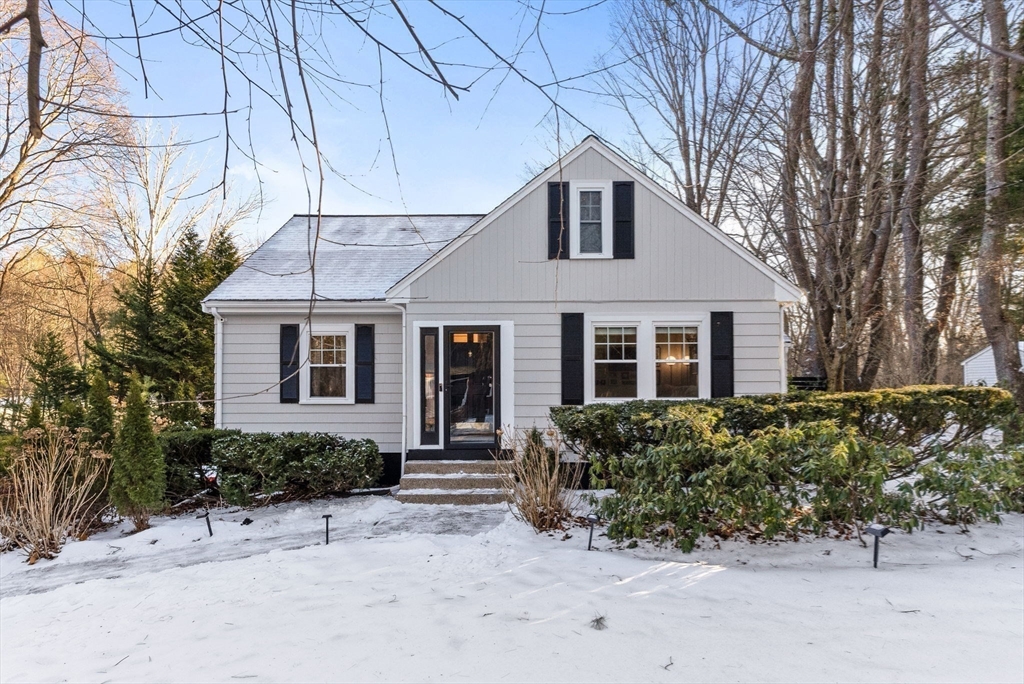13 Valley View Road Wayland, MA 01778 - Photo 1 of 33 Gallery Image 1