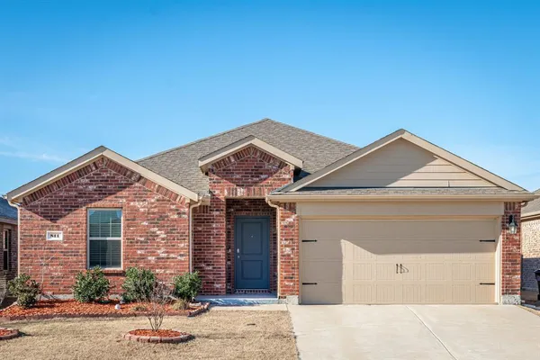 $2,250 | 811 Emerald Drive, Princeton, TX 75407