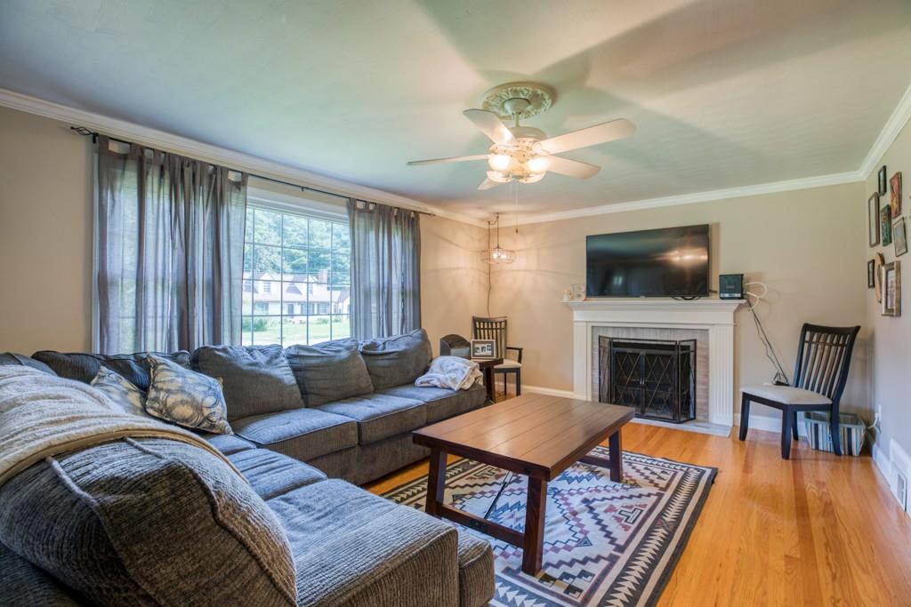 75 Briarcliff Street Springfield, MA 01128 - Photo 13 of 28 Gallery Image 13