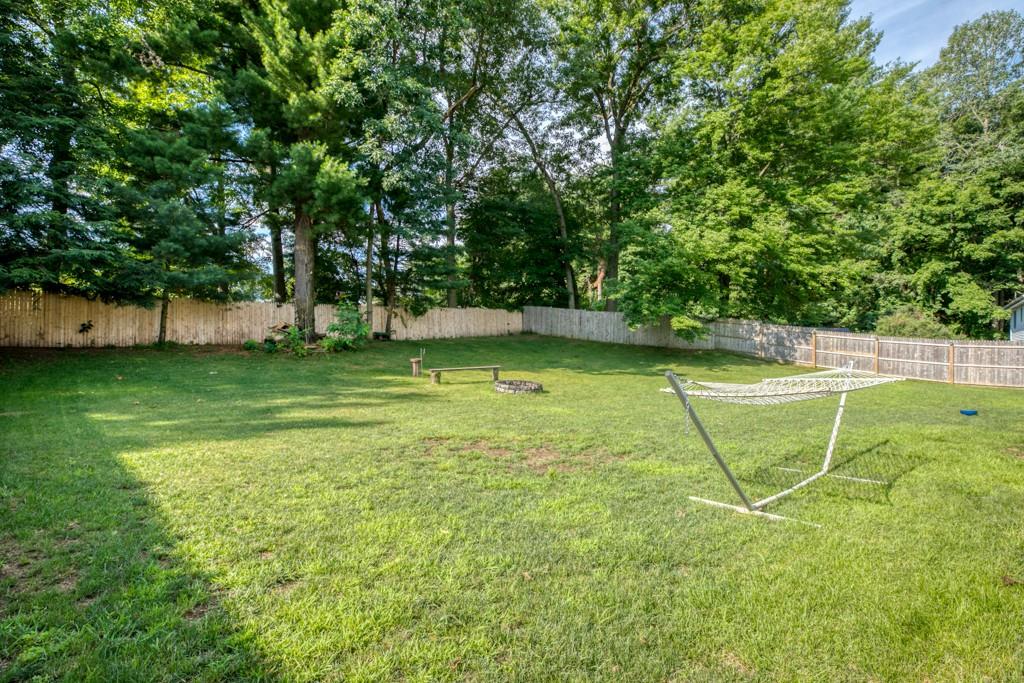 75 Briarcliff Street Springfield, MA 01128 - Photo 27 of 28 Gallery Image 27