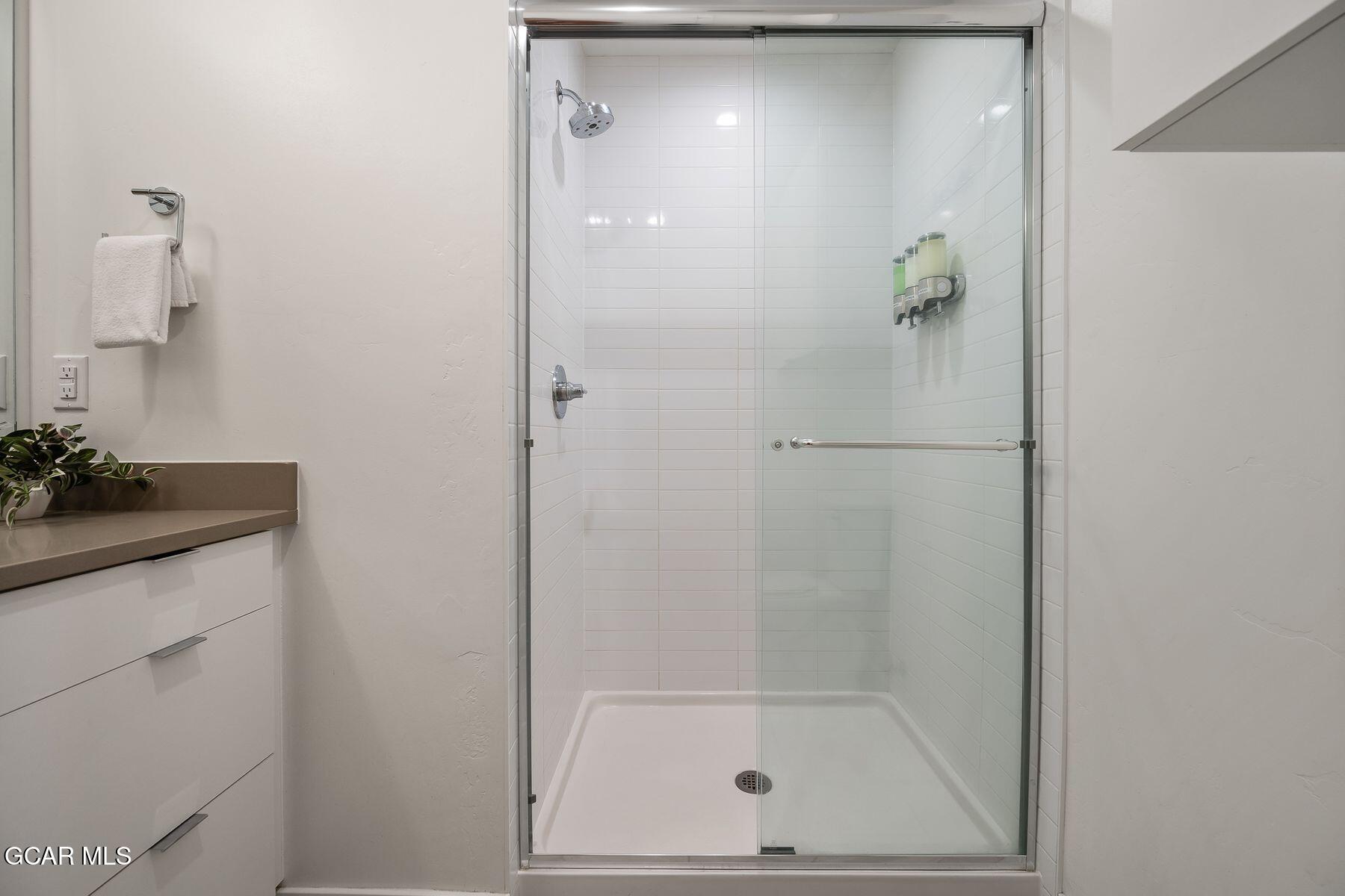 421 West Meadow Mile, Unit 3 Fraser, CO 80442 - Photo 18 of 29 a bathroom with a shower
