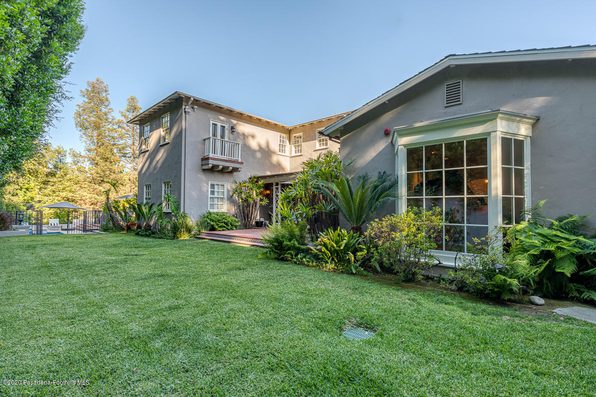 153 Sierra View Road Pasadena, CA 91105 - Photo 2 of 54 a front view of a house with garden