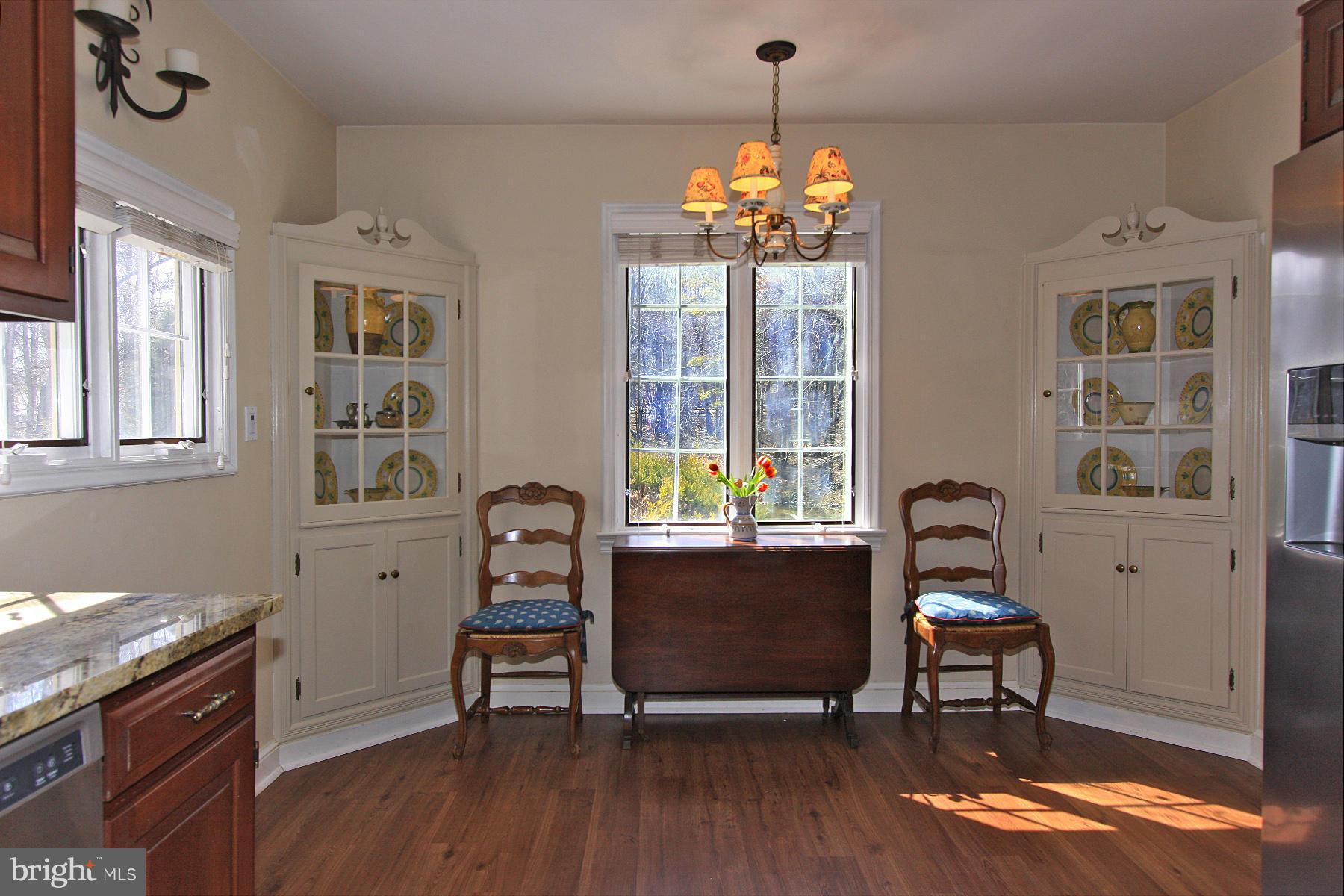 10026 Colvin Run Road Great Falls, VA 22066 - Photo 15 of 30 Kitchen