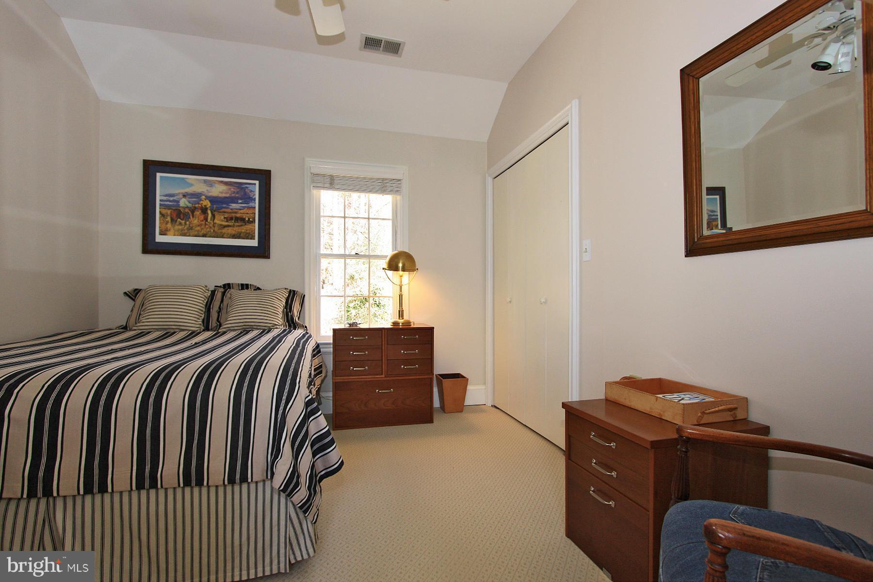 10026 Colvin Run Road Great Falls, VA 22066 - Photo 22 of 30 Bedroom
