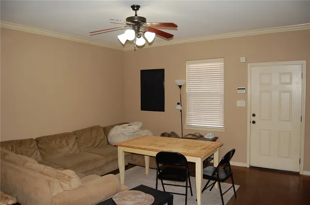 $700 | 3315 General Parkway, College Station, TX 77845