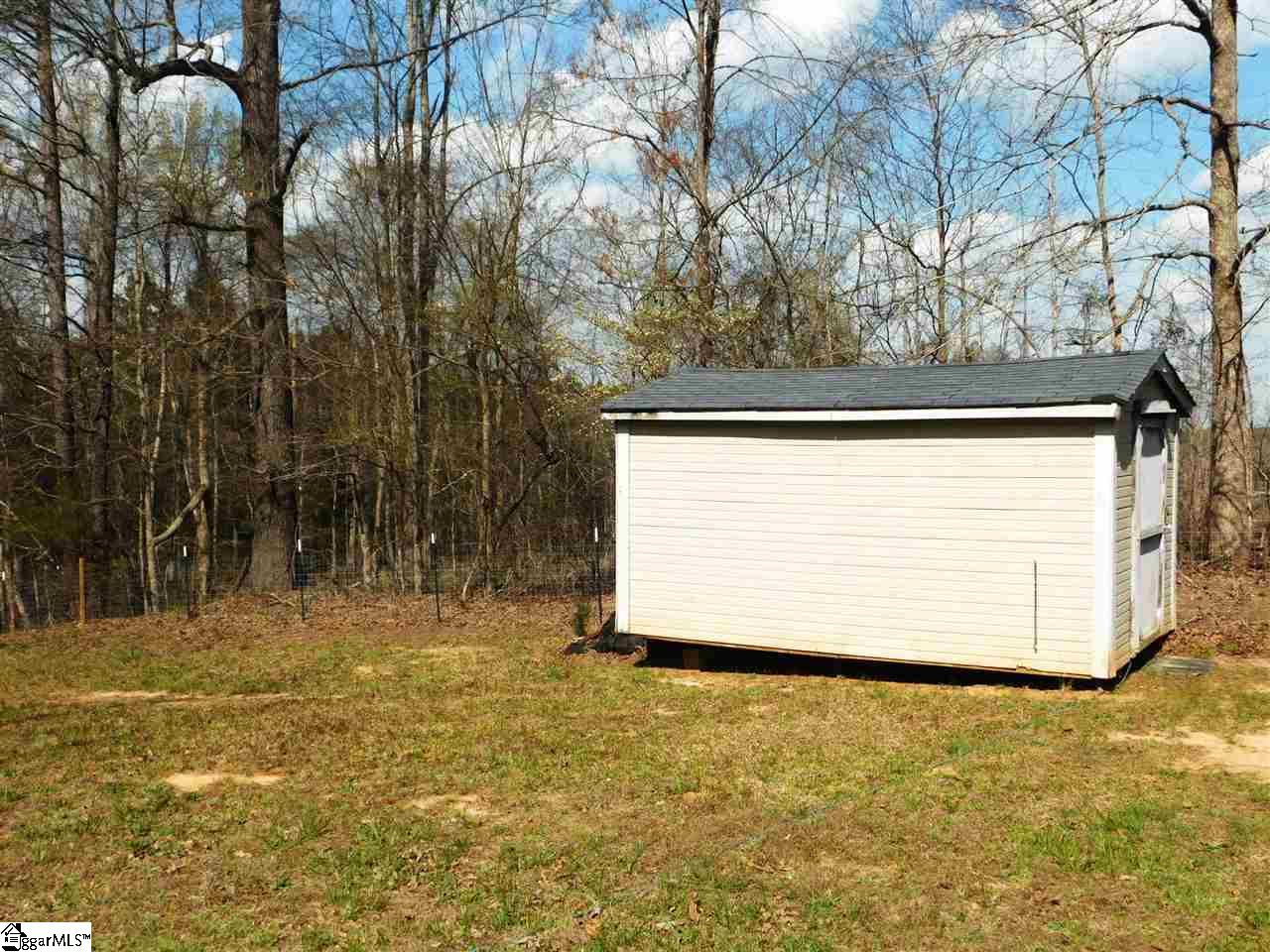 954 Lake Road Clinton, SC 29325 - Photo 8 of 35