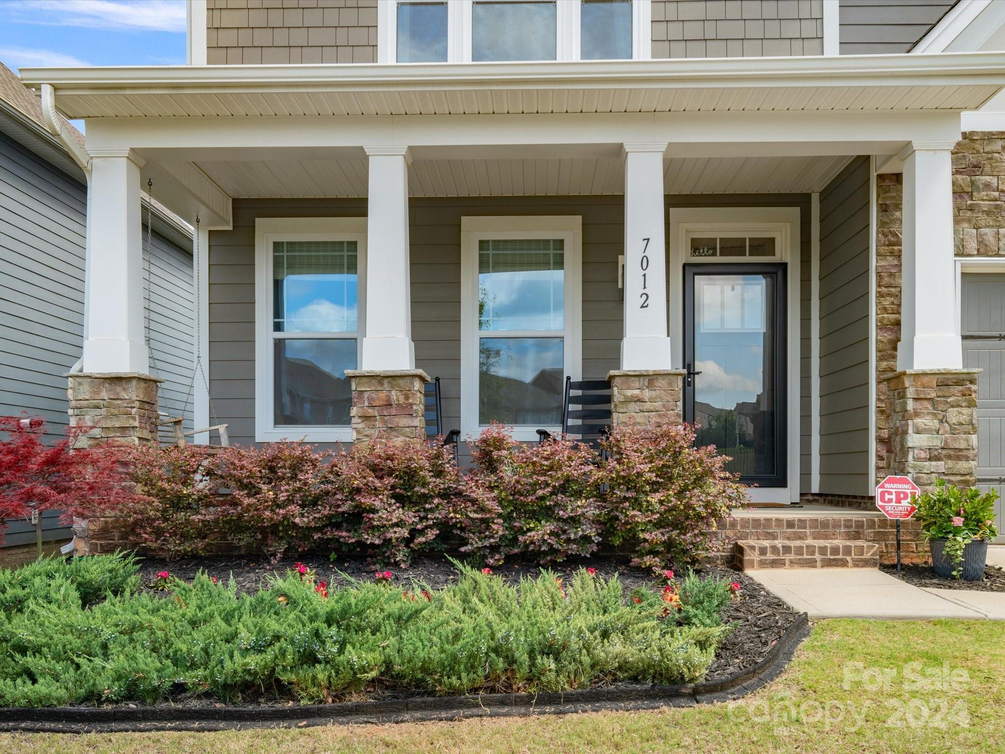 7012 Oakmere Road Waxhaw, NC 28173 - Photo 2 of 47 Gallery Image 2