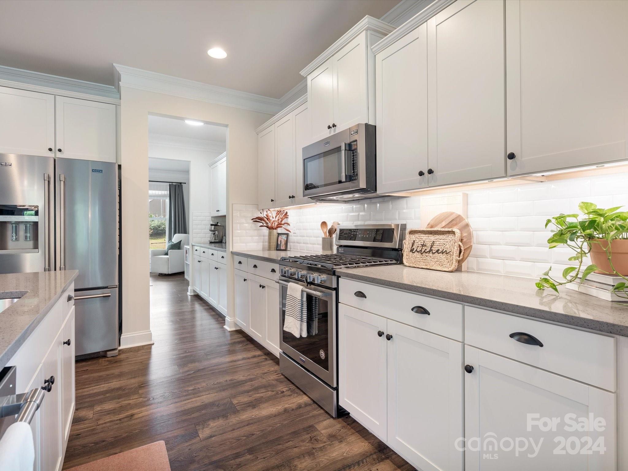 7012 Oakmere Road Waxhaw, NC 28173 - Photo 8 of 47 Gallery Image 8