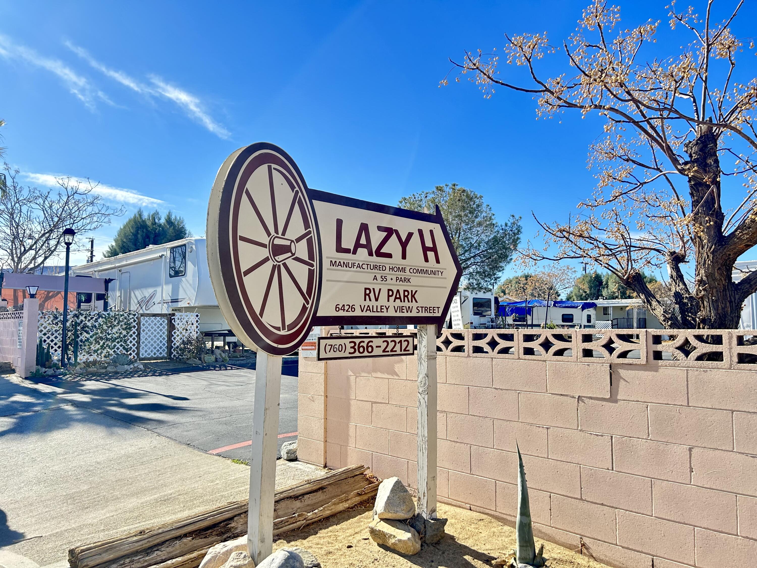 6426 Valley View Street Joshua Tree, CA 92252 - Photo 14 of 15 a view of a street with a building in the background