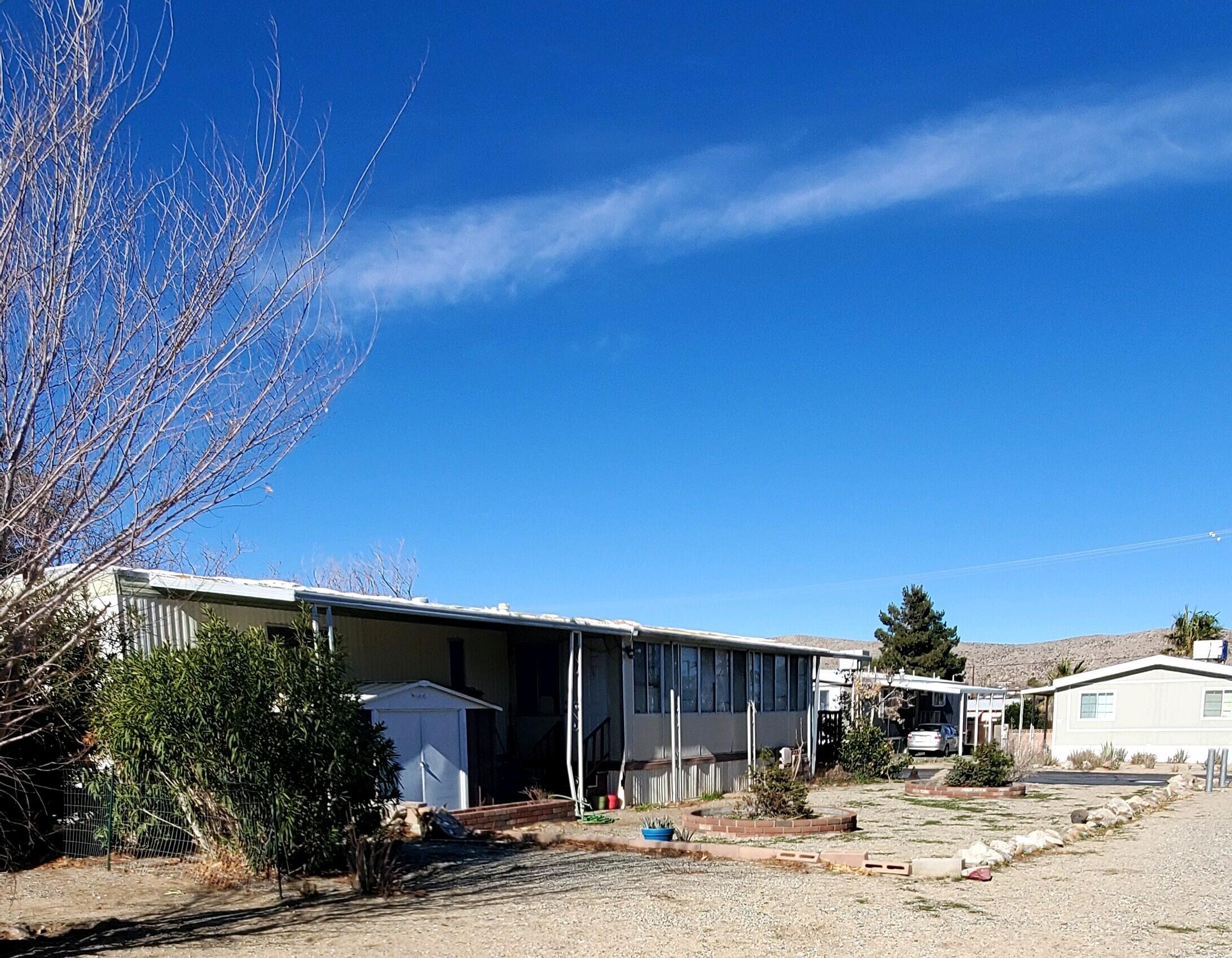 6426 Valley View Street Joshua Tree, CA 92252 - Photo 3 of 15 a view of a terrace