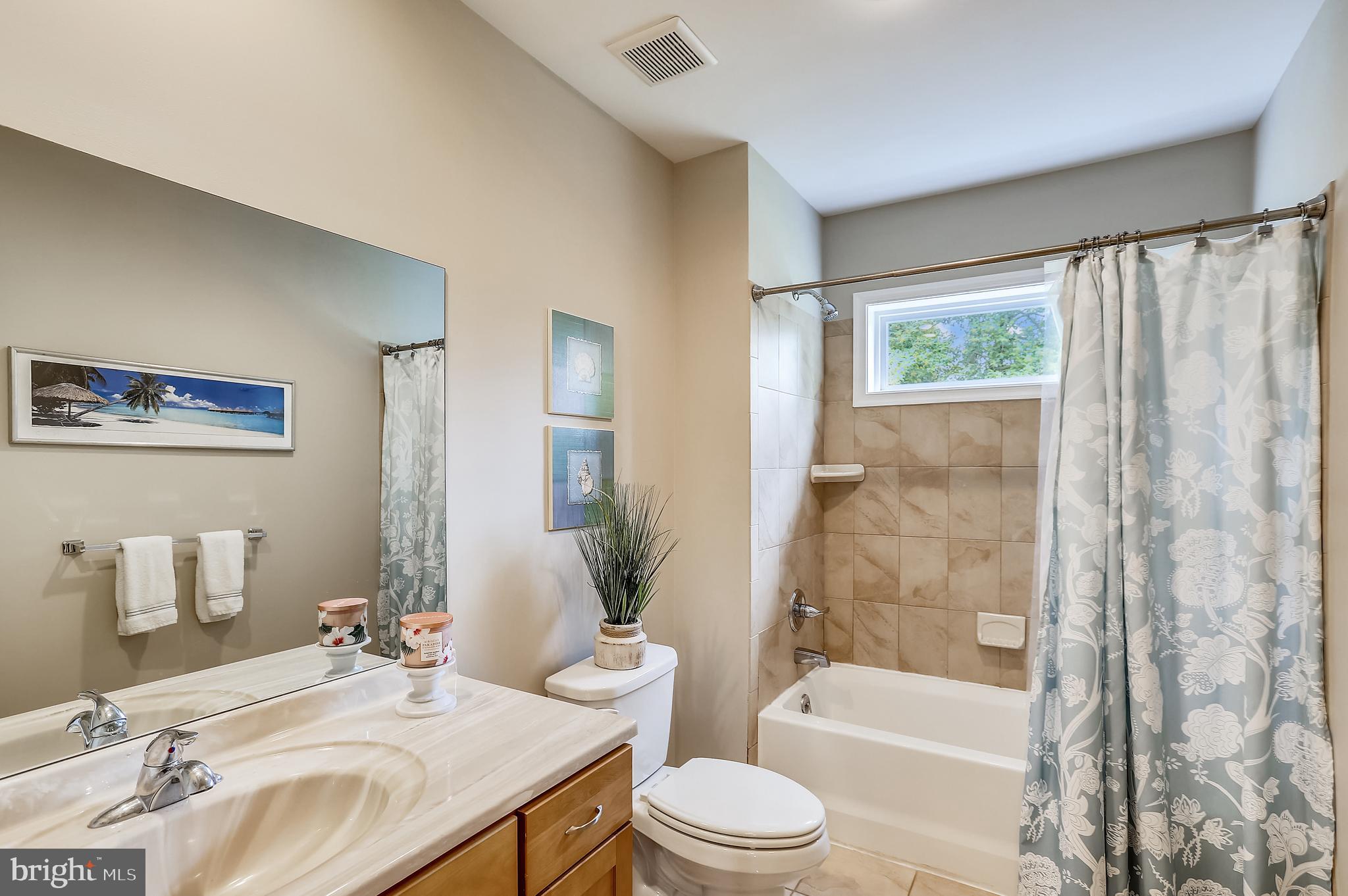 228 Edgewater Drive Edgewater, MD 21037 - Photo 29 of 58 Full Bath (Upper Level)