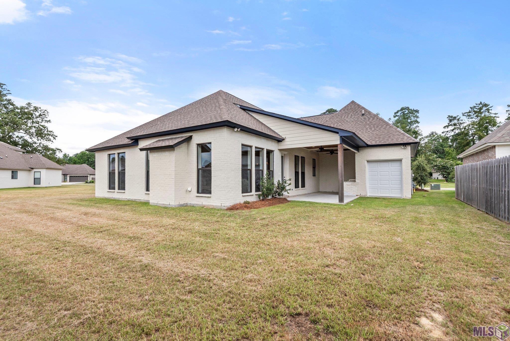 1126 Camellia Way Denham Springs, LA 70726 - Photo 33 of 43