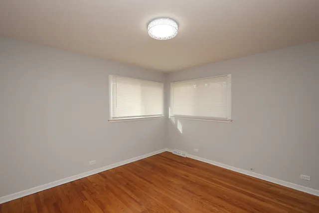 $3,100 | 9622 North Kildare Avenue, Skokie, IL 60076