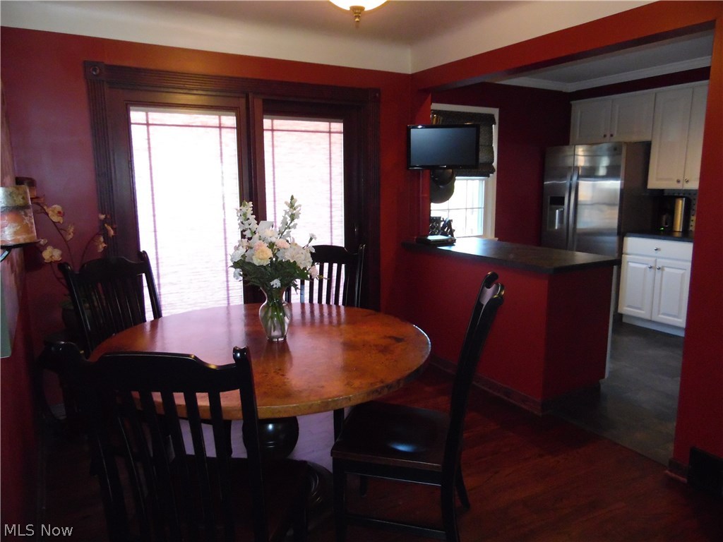 1428 Haverston Road Lyndhurst, OH 44124 - Photo 6 of 25