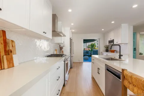 $1,995,000 | 2140 Orinda Drive, Unit E, Cardiff, CA 92007