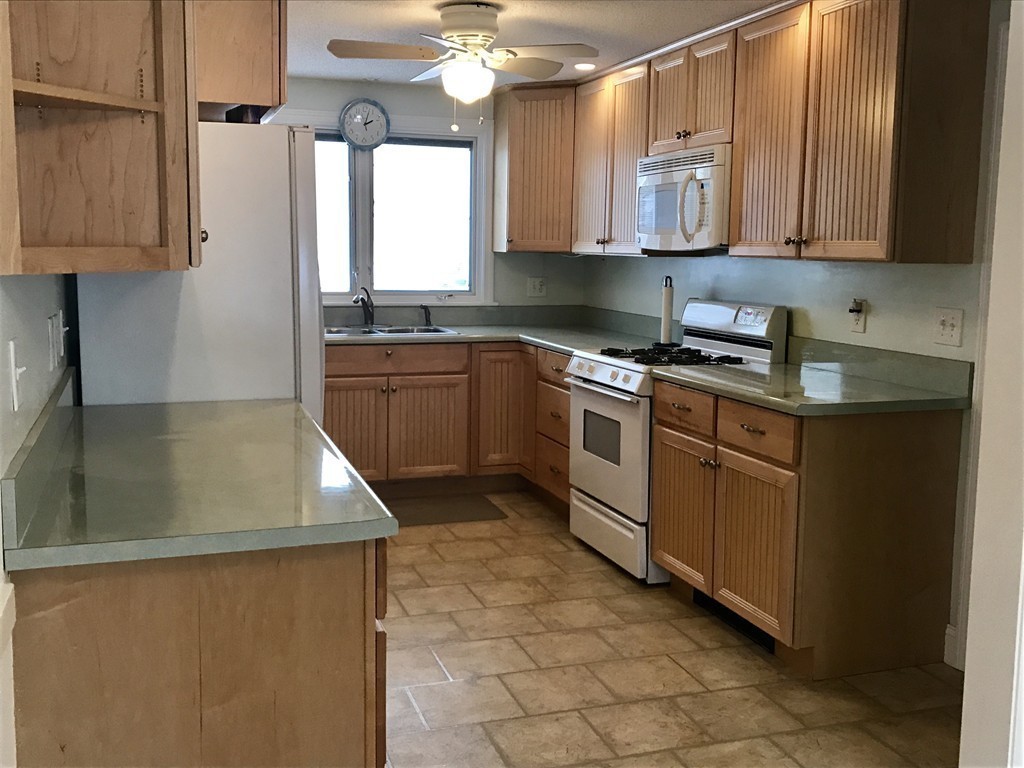 80 Elbert Road Agawam, MA 01001 - Photo 7 of 22 Gallery Image 7