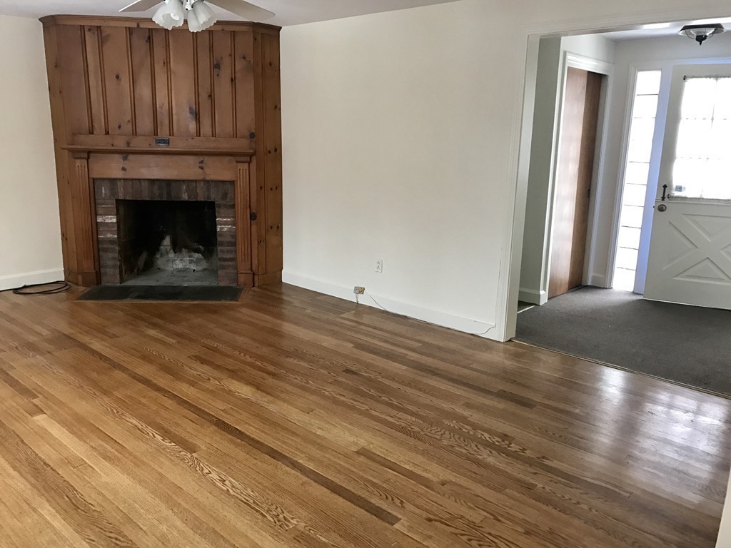 80 Elbert Road Agawam, MA 01001 - Photo 9 of 22 Gallery Image 9
