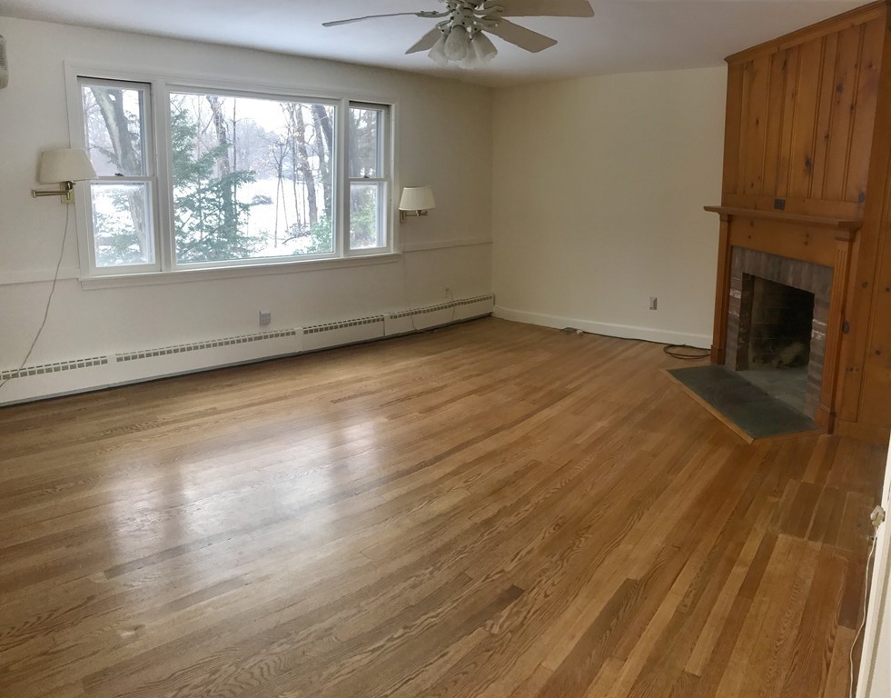 80 Elbert Road Agawam, MA 01001 - Photo 10 of 22 Gallery Image 10