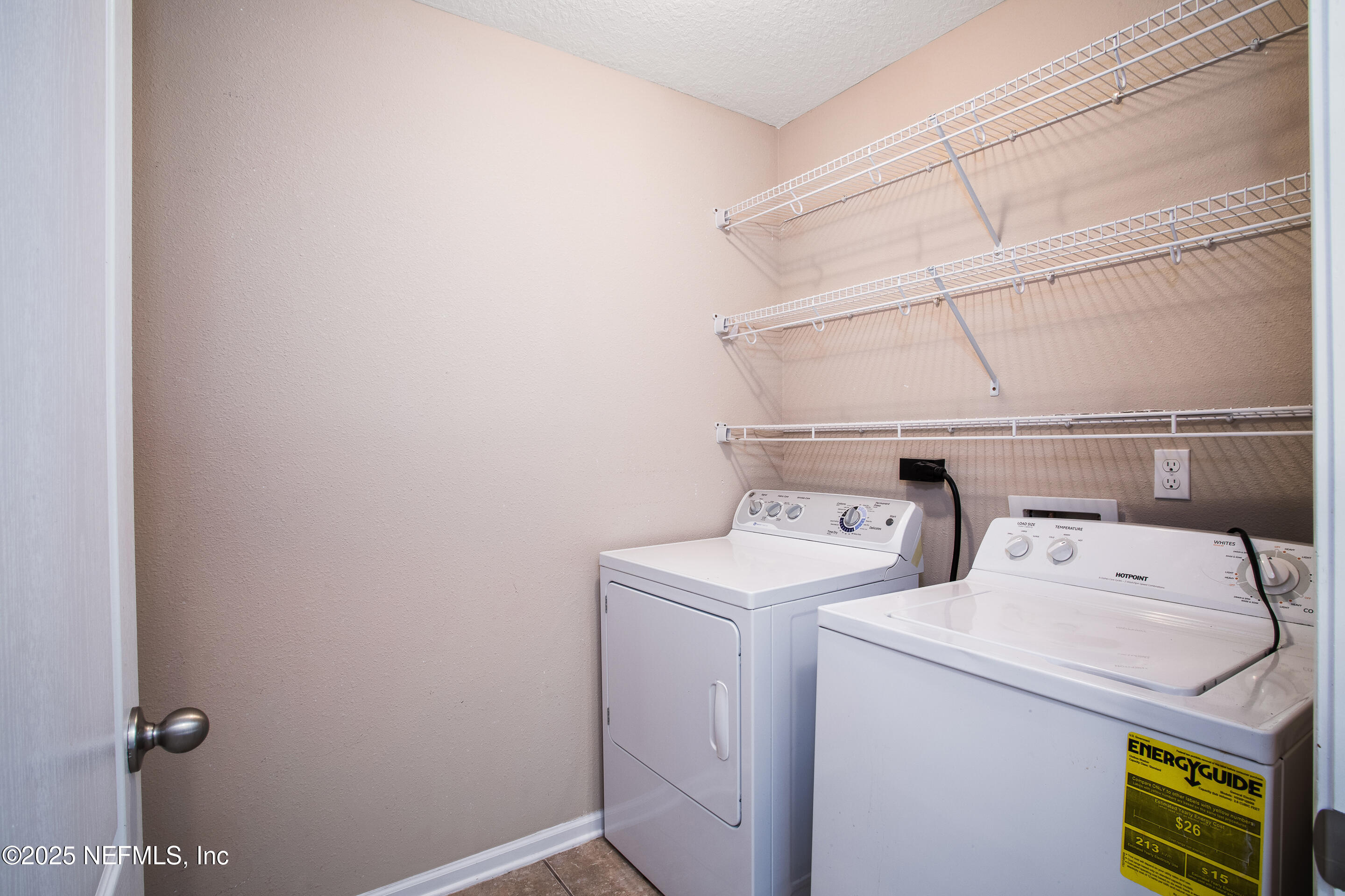 3880 Great Falls Loop Middleburg, FL 32068 - Photo 13 of 21 a utility room with dryer and washer